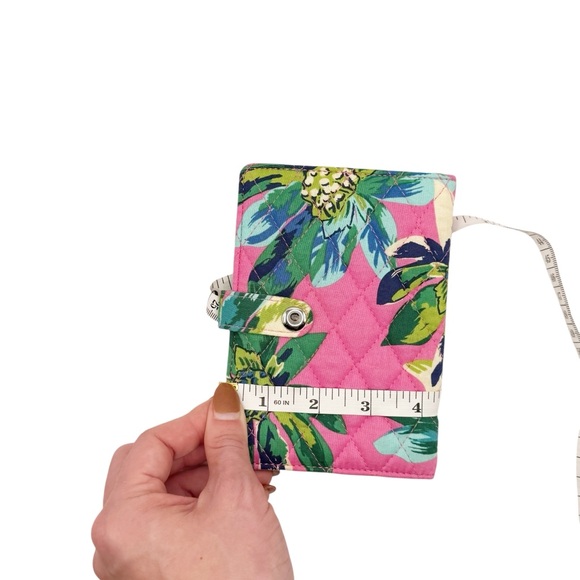 Vera‎ Bradley RFID Passport Wallet Tropical Pink Floral - Picture 6 of 6